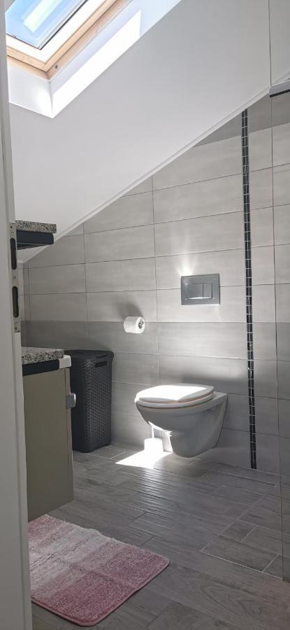 Apartments Angeline Ровинско село Екстериор снимка