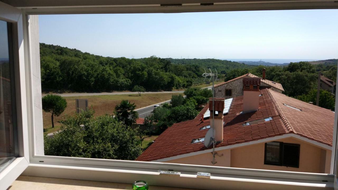 Apartments Angeline Ровинско село Екстериор снимка