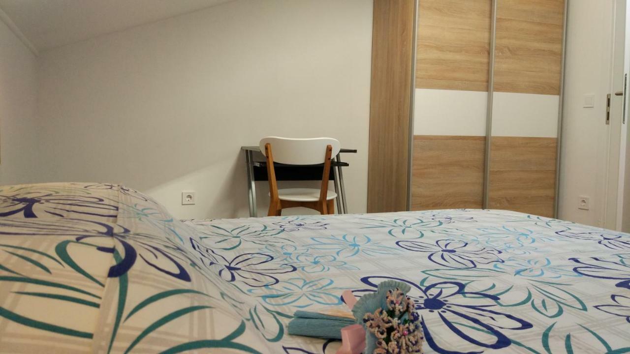 Apartments Angeline Ровинско село Екстериор снимка